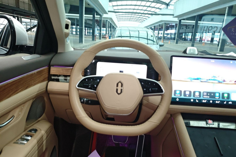 鸿蒙智行 问界M7 2024款 1.5T 后驱Plus版 5座局部细节13