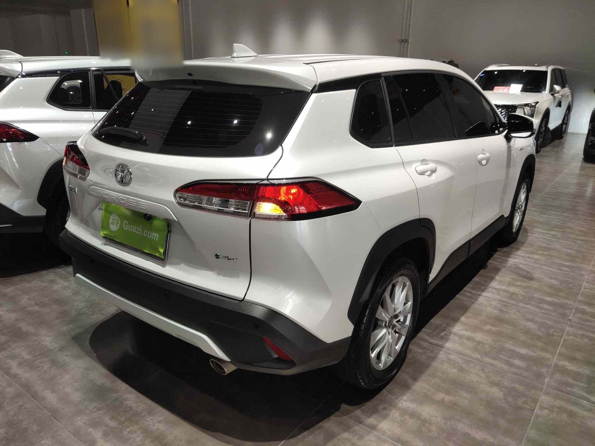 丰田 卡罗拉锐放 2024款 2.0L 智能电混双擎 先锋版(5)