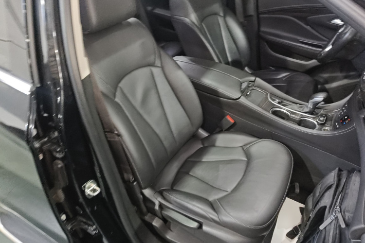 别克 昂科威 2019款 20T 两驱精英型 国VI局部细节41