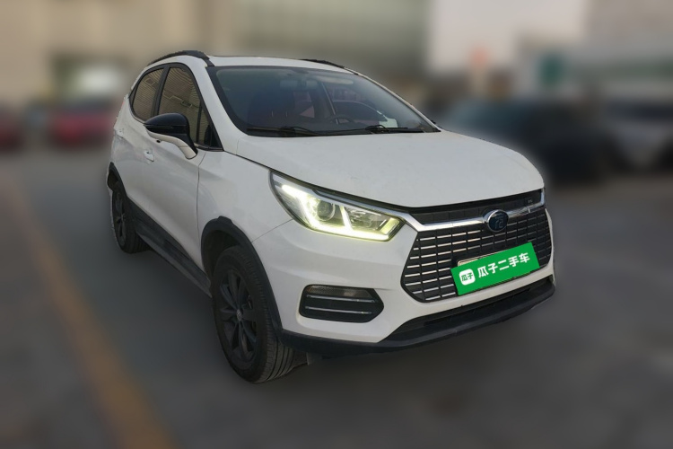 比亚迪 元新能源 2018款 EV360 智联炫酷型车身外观6002