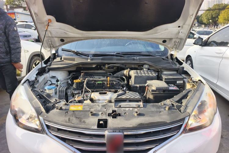 荣威360 2016款 1.5L 自动智屏版局部细节24