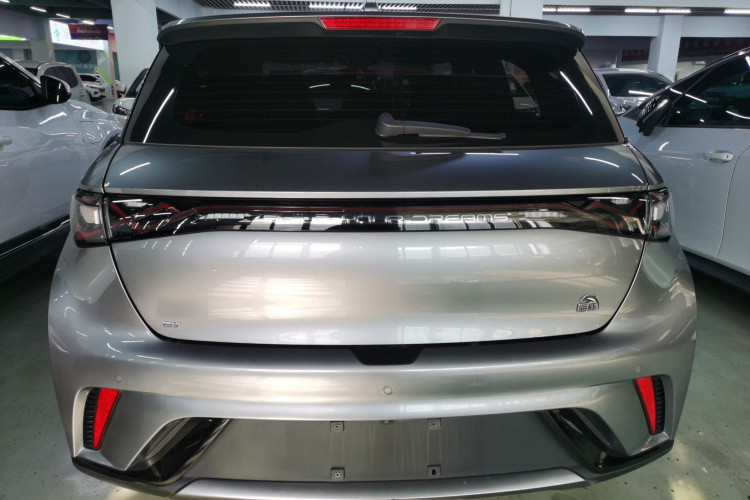 比亚迪 海豚 2023款 420km 时尚版车身外观6