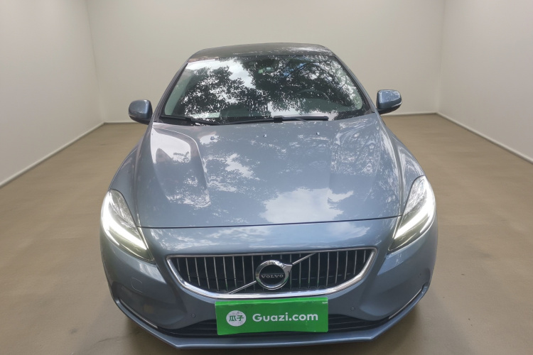 沃尔沃V40 2017款 T3 智雅版车身外观2