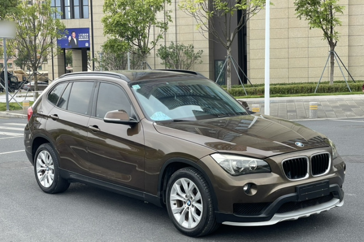 宝马X1 2014款 sDrive18i 时尚型车身外观6003