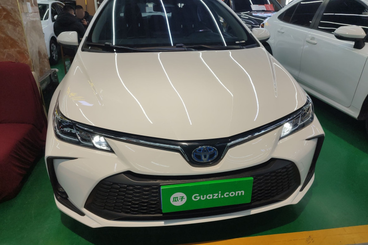 丰田 卡罗拉 2023款 1.8L 智能电混双擎 先锋版车身外观2