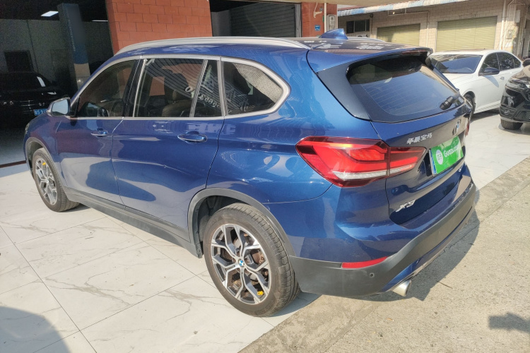 宝马X1 2021款 sDrive25Li 领先型车身外观6003