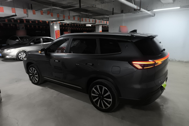 奇瑞 风云T8 2025款 1.5T 130km 豪华版5座车身外观4