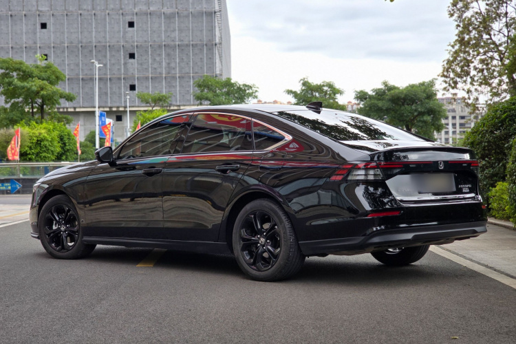 本田 雅阁 2025款 260TURBO 豪华版车身外观6002