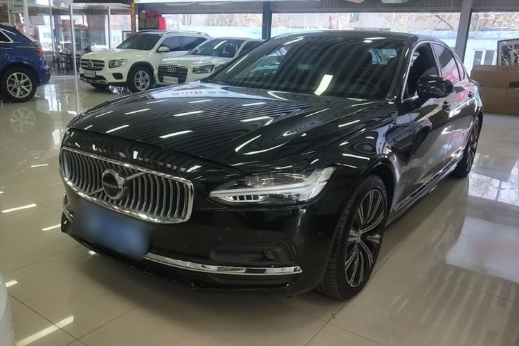 沃尔沃S90 2025款 B5 智雅豪华版车身外观1