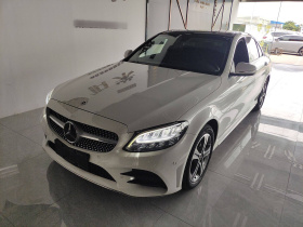 奔驰C级 2019款 C 260 L 运动版