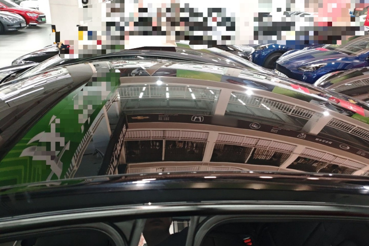 特斯拉 Model Y 2021款 长续航全轮驱动版局部细节57