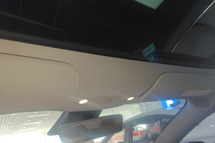 特斯拉 Model 3 2020款 改款 标准续航后驱升级版局部细节22