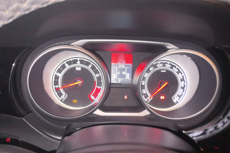 名爵 锐腾 2016款 1.5TGI TST豪华版局部细节14