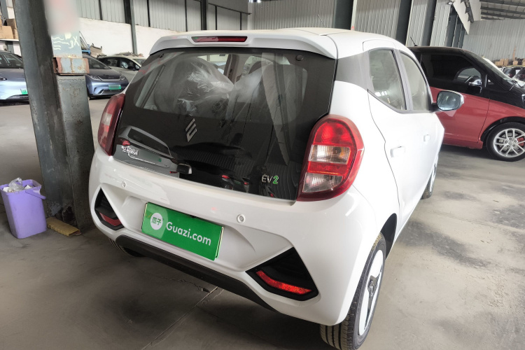 江铃集团新能源 易至EV2 2026款 PLUS+ 舒适型车身外观7