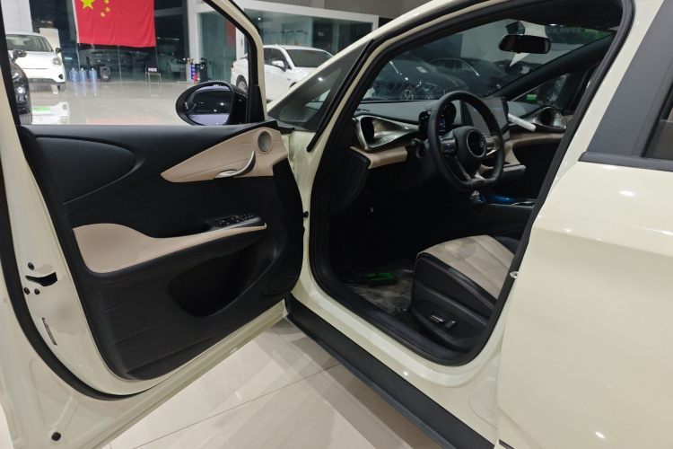 比亚迪 海豚 2024款 荣耀版 420km 自由版中控内饰20