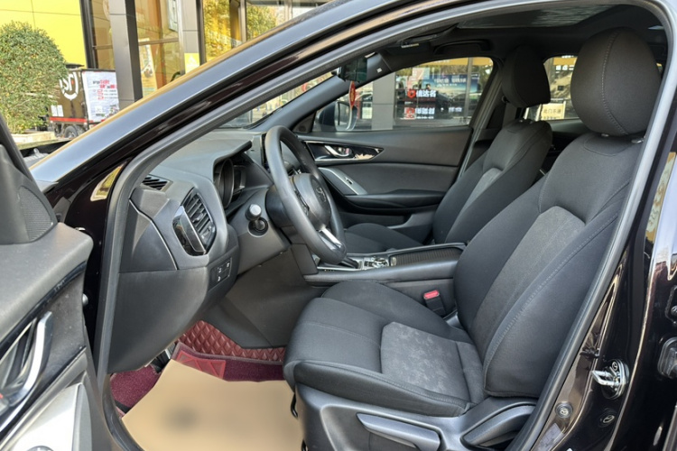 马自达CX-4 2021款 2.0L 自动两驱蓝天活力版中控内饰7006