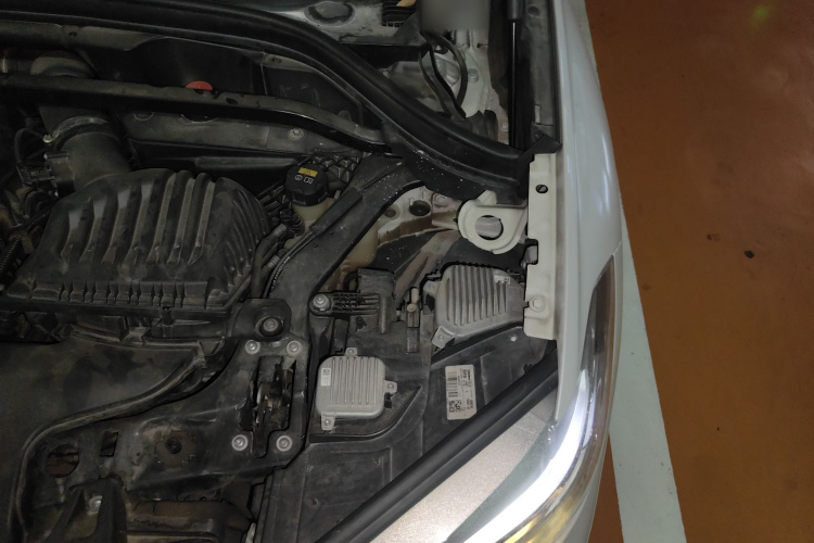 宝马X1 2019款 sDrive20Li 领先型局部细节9007