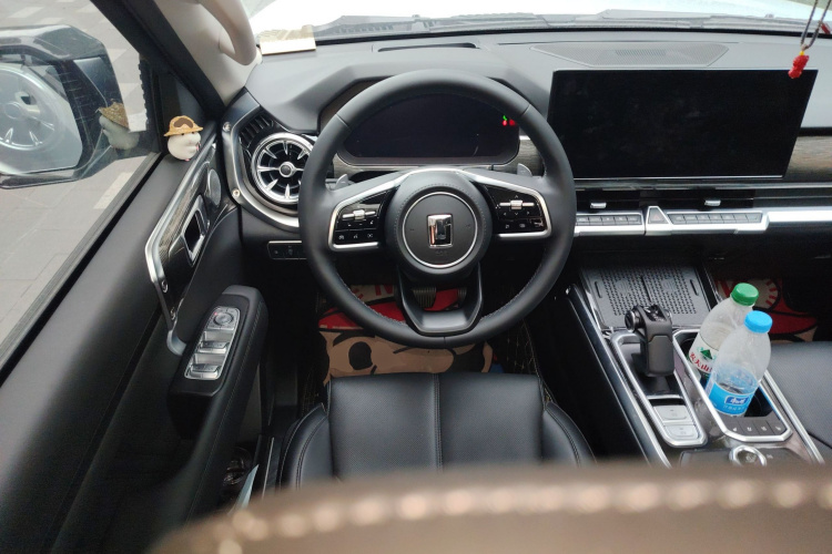 坦克400新能源 2024款 Hi4-T 越野版中控内饰13