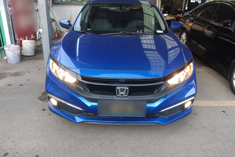 本田 思域 2019款 220TURBO 手动劲控版 国VI车身外观2