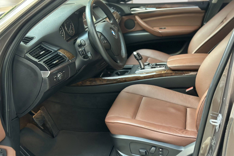 宝马X5(进口) 2013款 xDrive35i 领先型中控内饰7004