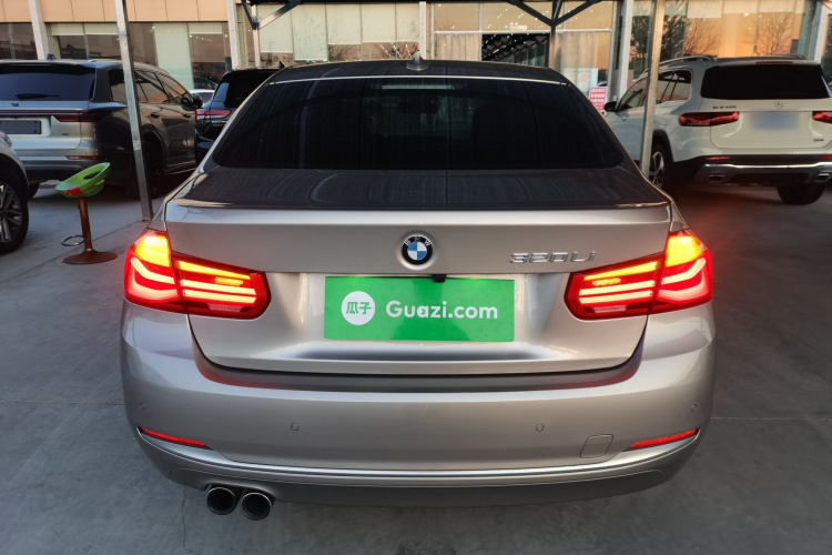 宝马3系 2018款 320Li 时尚型车身外观6