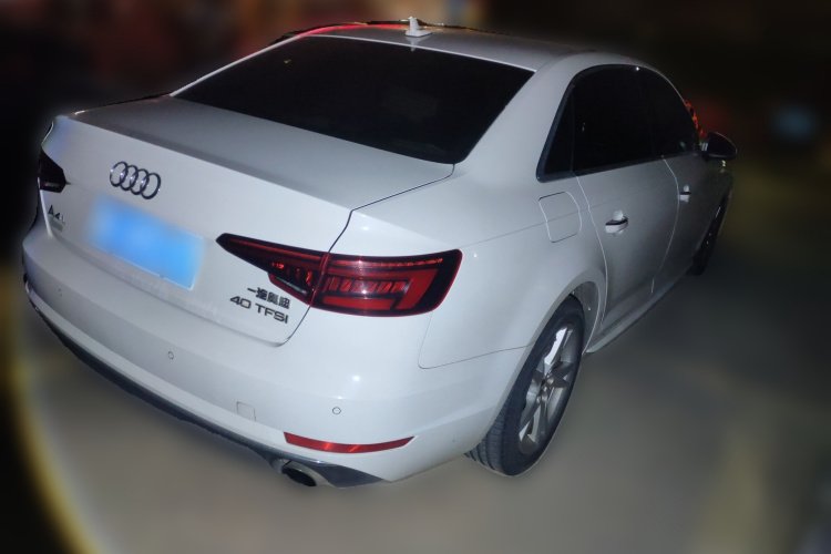 奥迪A4L 2018款 30周年年型 40 TFSI 进取型车身外观6005