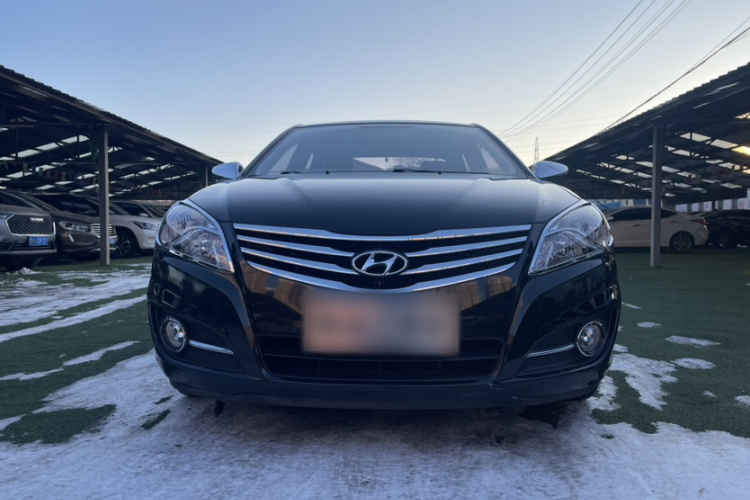 现代 悦动 2011款 1.6L 手动舒适型车身外观6008