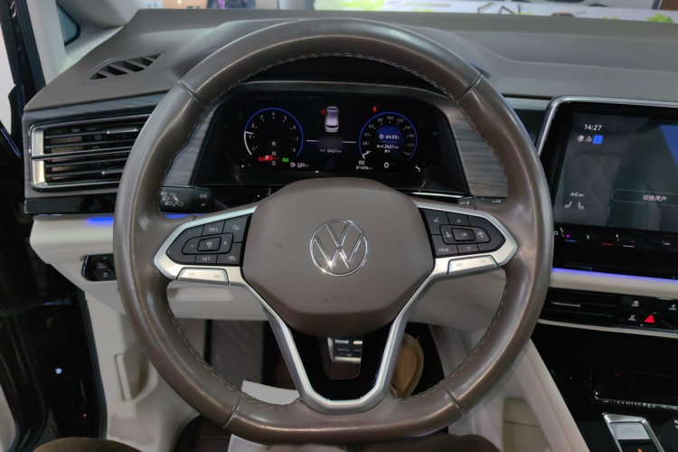 大众 威然 2022款 380TSI 尊贵版局部细节13