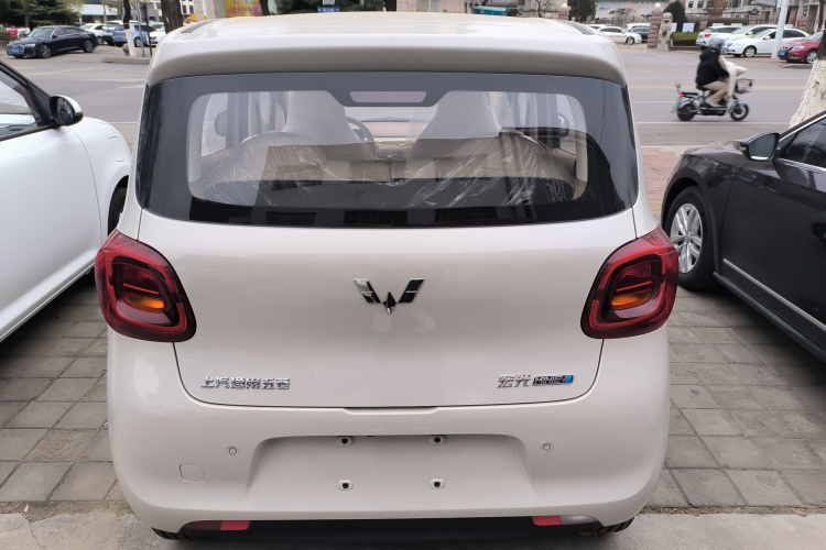 五菱汽车 宏光MINIEV 2025款 四门版 进阶款车身外观6