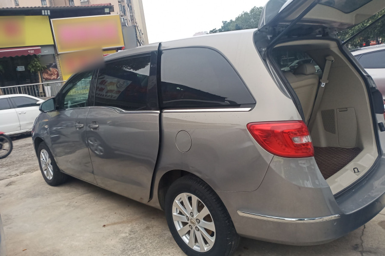 别克GL8 2018款 28T 舒适型 国VI车身外观4