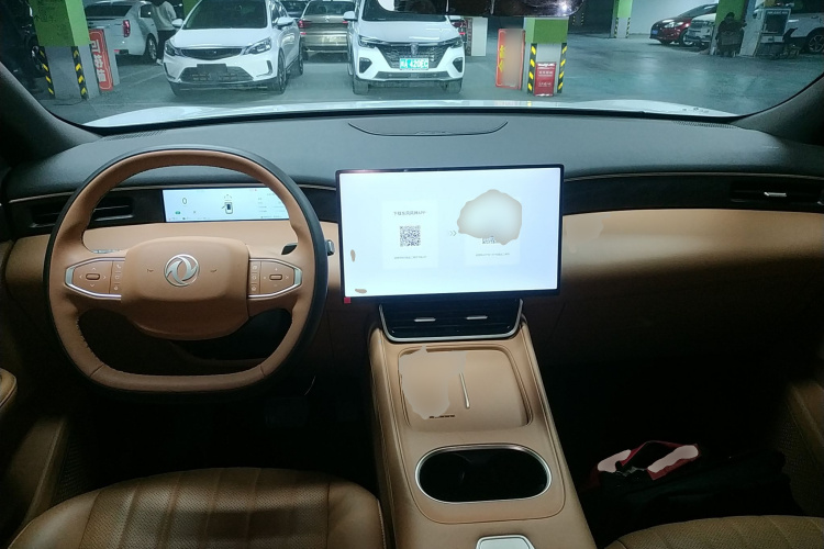 东风风神L8 2025款 112KM理想版中控内饰12