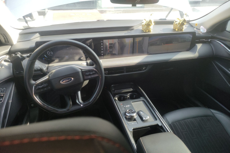 福特 蒙迪欧 2022款 改款 EcoBoost 245 豪华型中控内饰12