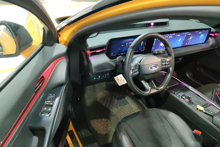 福特 蒙迪欧 2024款 2.0T E-混动运动版 ST-Line中控内饰7003