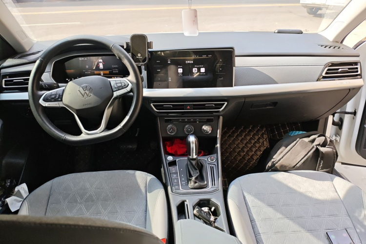 大众 朗逸 2023款 300TSI DSG满逸版中控内饰7002