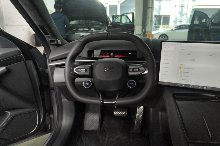 小鹏P7 2025款 702 长续航 Ultra局部细节13