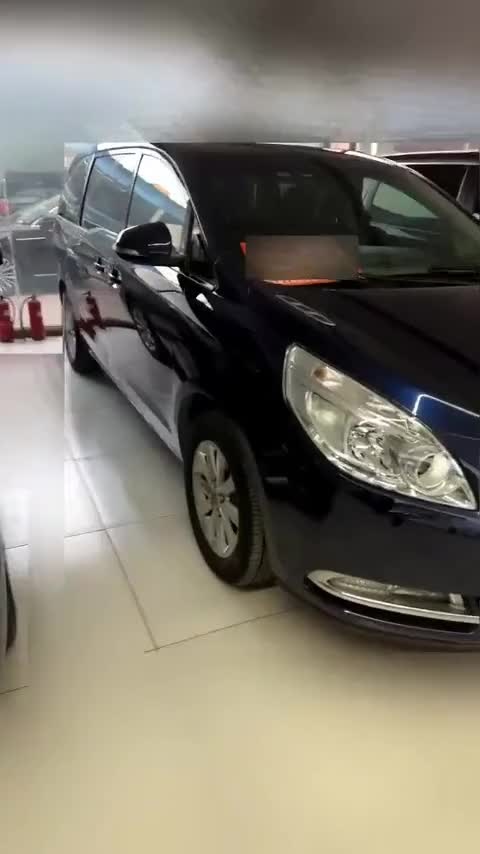 别克GL8 2015款 2.4L 豪华商务尊享版讲解2