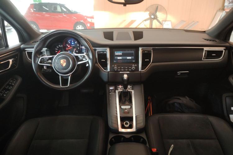 保时捷 2017款  Macan 2.0T中控内饰7002