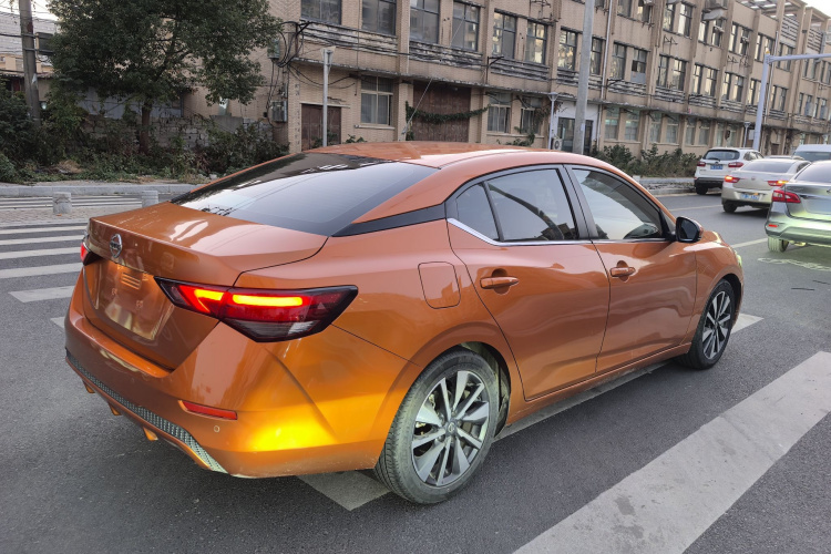 日产 轩逸 2021款 1.6L TOP CVT奢享版车身外观6003