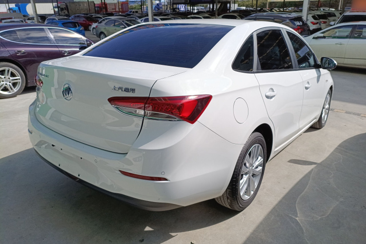 别克 英朗 2021款 改款 典范 1.5L 自动精英型车身外观7