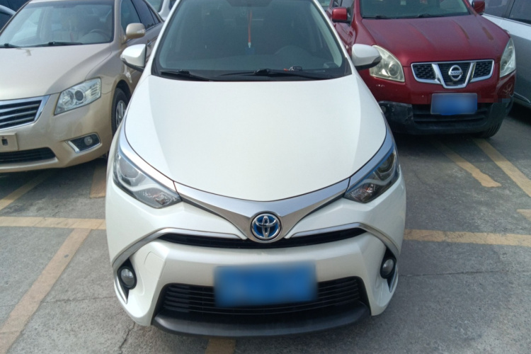 丰田 雷凌 2017款 改款双擎 1.8H GS E-CVT精英天窗版 国V车身外观6001