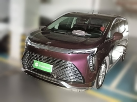 别克 世纪 2023款 2.0T 六座蕴世版