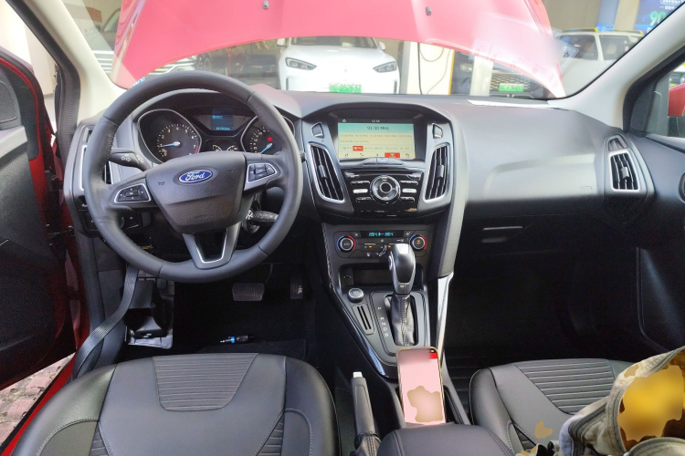 福特 福克斯 2017款 两厢 1.6L 自动风尚型智行版中控内饰12