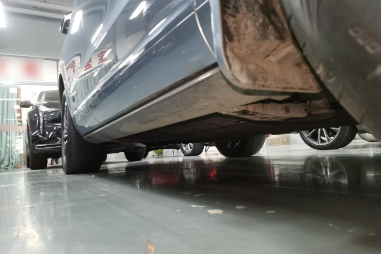 鸿蒙智行 问界M7 2024款 1.5T 后驱Plus版 5座局部细节9001