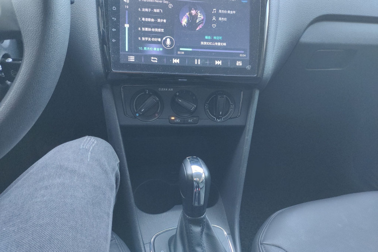 大众 Polo 2016款 1.4L 自动风尚型局部细节16