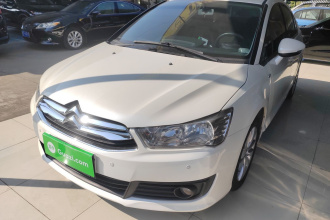 雪铁龙 世嘉 2013款 三厢 2.0L 自动品悦型