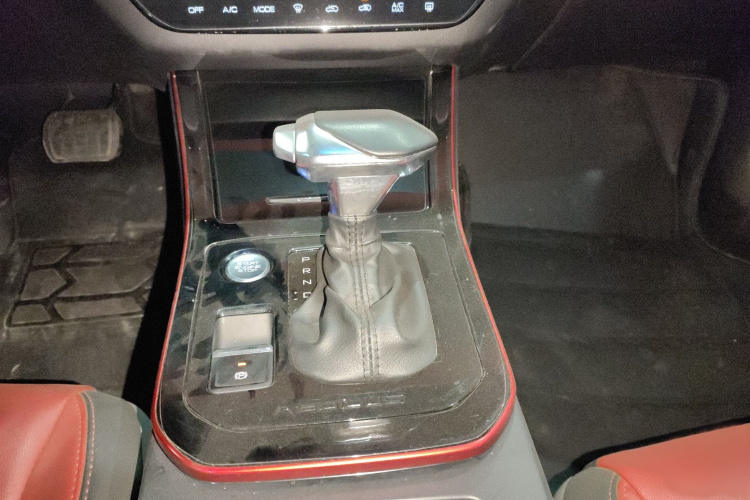 东风风神 奕炫GS 2021款 230T 自动追曜武士版局部细节18