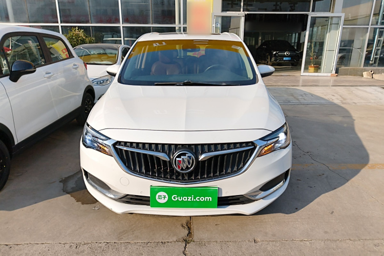 别克GL6 2018款 18T 6座尊贵型车身外观2