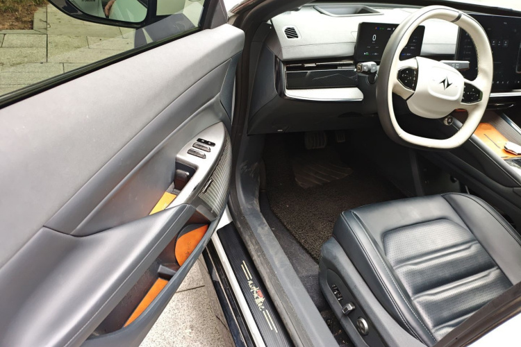 东风奕派 eπ007 2024款 530Pro版中控内饰7003