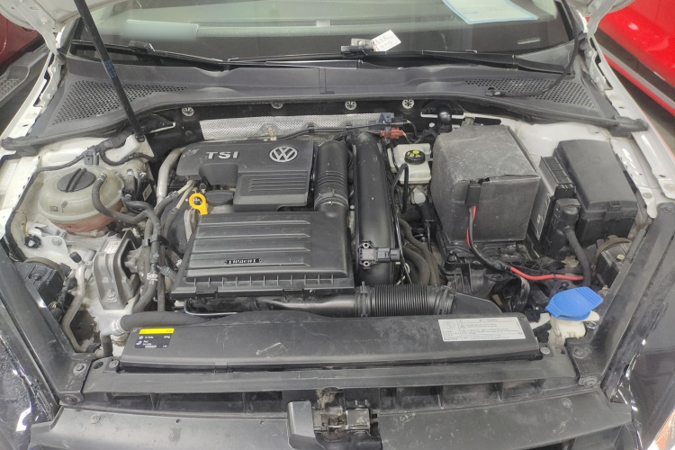 大众 高尔夫 2015款 1.4TSI 自动豪华型机舱底盘24