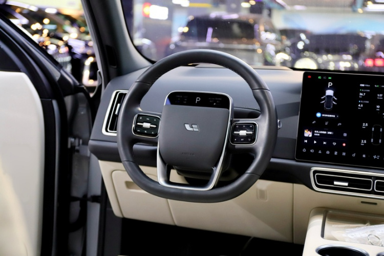 理想汽车 理想L7 2024款 MAX中控内饰7003